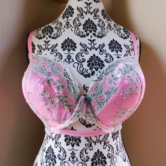 RARE! VICTORIA'S SECRET DREAM ANGEL DEMI BRA - Picture 4 of 16